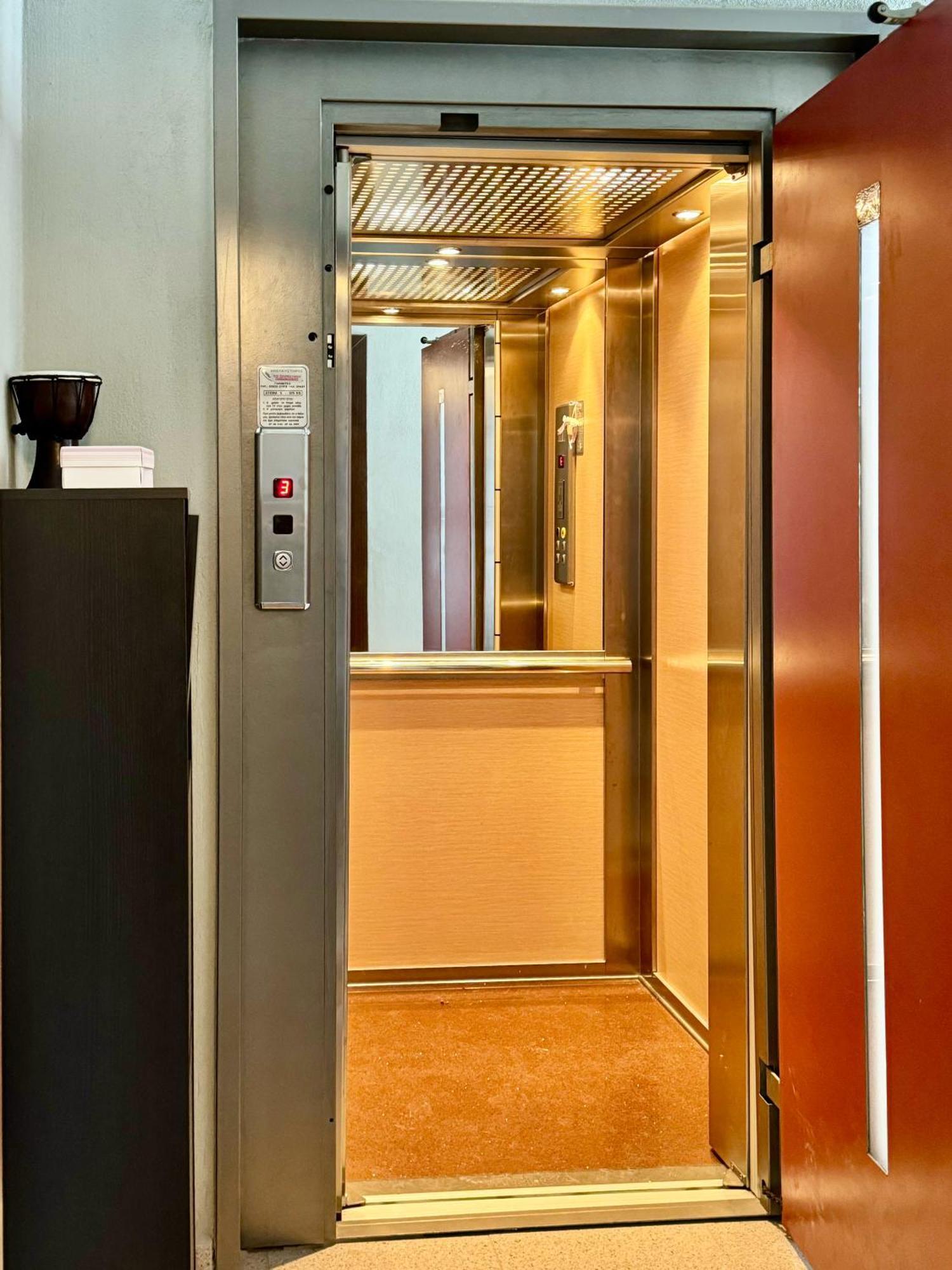 Luxury Apartment In The Center เอเดสซา ภายนอก รูปภาพ